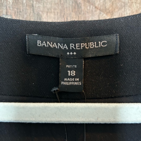 BR A-line V Neck Dress NWT - Picture 2 of 4